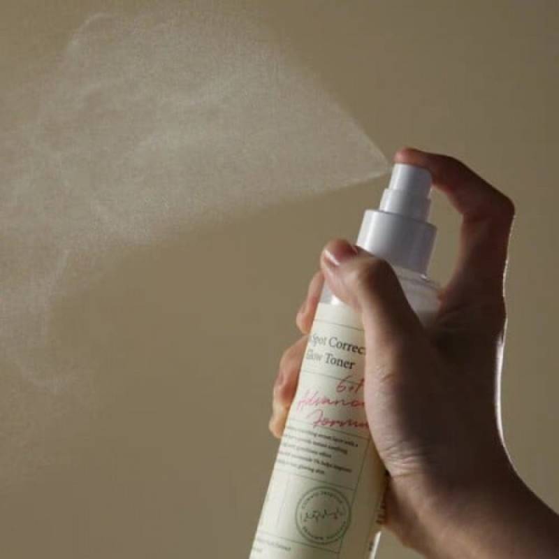 Освітлювальний двофазний тонер для обличчя AXIS-Y Dark Spot Correcting Glow Toner, 125мл